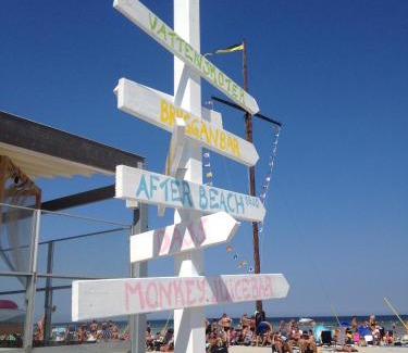 Kopingsvik Resort | Discover Köpingbaden Camping & Stugor with Oceanfront Views