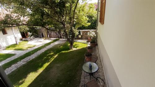 Koveskal House | Pet-Friendly Köveskál Panzió with a 9.5 Guest Rating
