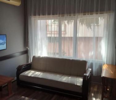 Maltepe Apartment | Discover Küçükyalı Nezih Şirin Daire 3 for Your Getaway
