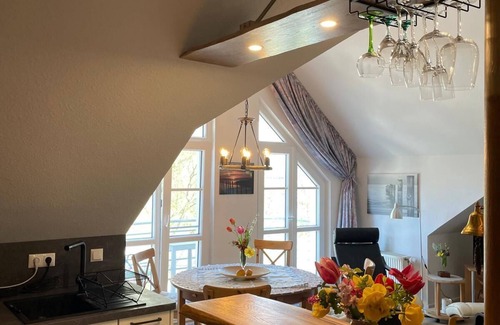 Ostseebad Ahrenshoop Apartment | Discover Künstlerkolonie Ahrenshoop: Family-Friendly Retreat