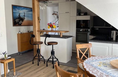Ostseebad Ahrenshoop Apartment | Discover Künstlerkolonie Ahrenshoop: Family-Friendly Retreat