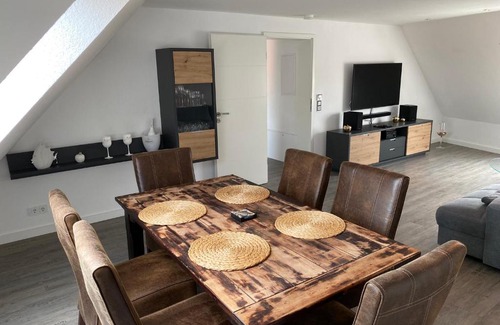 Doese Apartment | Modern Oceanfront Retreat at Grimmershörnbucht - 4 Star Rated
