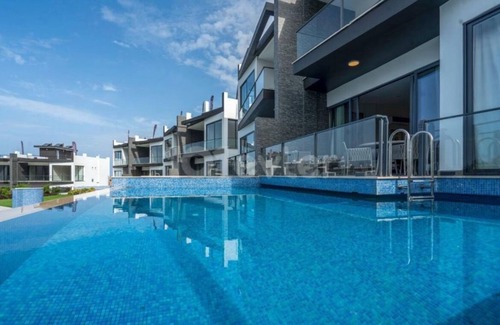 Bellapais House | Kıbrıs’ın en iyi konumunda ,özel havuzlu 3 oda -4 banyolu eviniz sizi bekliyor