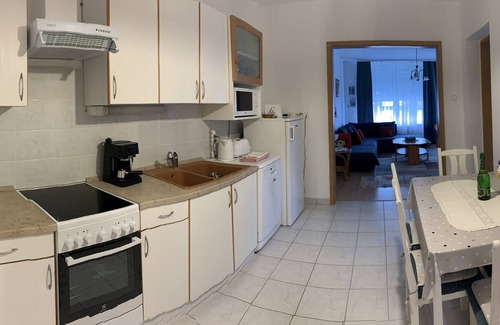 Heviz House | Discover KŐNIG APARTMAN III: Steps from the Thermal Lake!