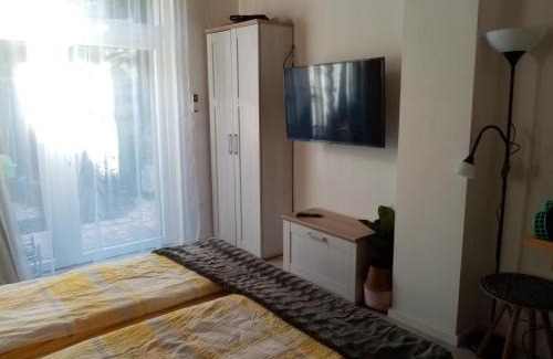 Horvatzsidany House | Pet-Friendly Kőszeghegyalja Vendégház with Ocean Views