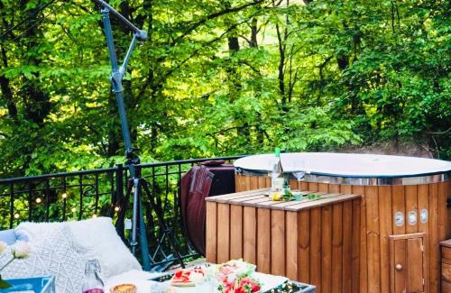 Kismaros House | Tranquil Escape at Kőszikla Vendégház – 4-Star Haven!