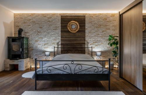 Kismaros House | Tranquil Escape at Kőszikla Vendégház – 4-Star Haven!