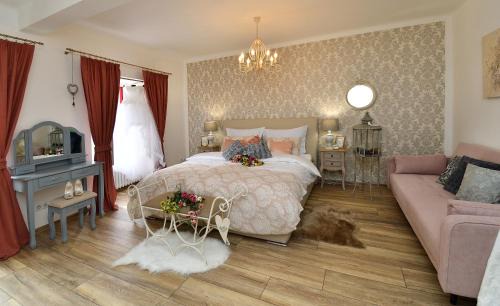 Prachatice Apartment | Enchanting Křišťanka Apartments: 5-Star Stay with Pets Welcome