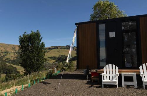 Duvauchelle House | Pet-Friendly Retreat at Kukupa Puni in Akaroa Lavender