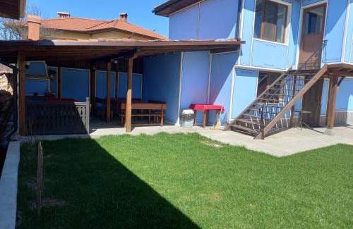 Koprivshtitsa Villa | Discover Kъща за гости Демария: Pet-Friendly Retreat!