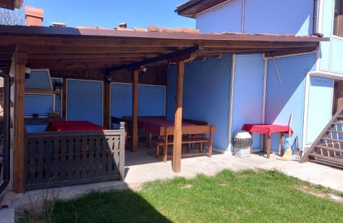 Koprivshtitsa Villa | Discover Kъща за гости Демария: Pet-Friendly Retreat!