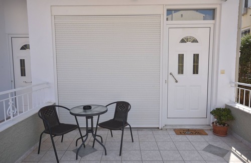 Markopoulo Mesogaias Apartment | Family-Friendly K&C Rooms - Comfortable Apartment Stay