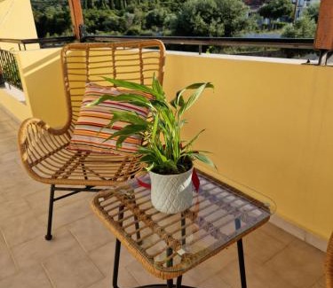 Sami Apartment | Discover K for Karavomilos: Family-Friendly & Rated 10/10