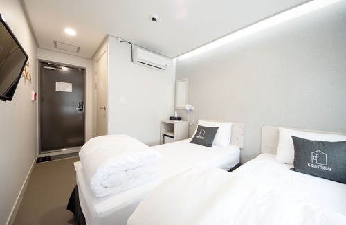 Namyeong-dong House | Eco-Friendly K-Grand Hotel Seoul with Family Amenities