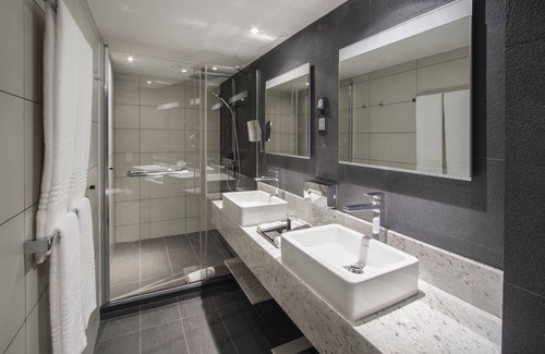 Douala Hotel | Discover K Hotel Douala: Exceptional Amenities Await