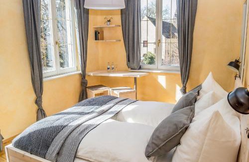 Ueberlingen House | Cozy K-Hotel (Grüner Baum) with Oceanfront Views