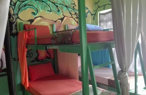 Haad Rin House | Affordable Stay at K&M House with Great Guest Reviews