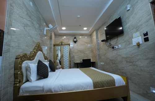 Manikonda Hotel | Eco-Friendly Retreat at K N Gupta Group Of Hotel Castle