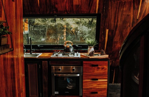 Omitlan de Juarez Cabin | Comfortable K NAJ Community: Relax with Spa and Breakfast