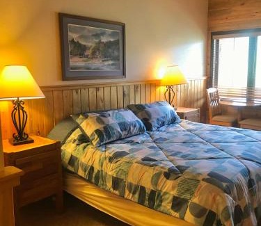 Granby Apartment | Relaxing K-Suite with Pool & Hot Tub Near RMNP & WP