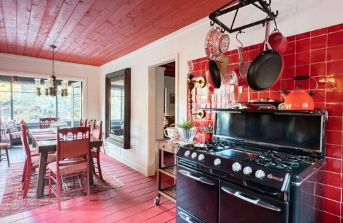 Wrightwood Ski Chalet | Wrightwood Chalet: Enjoy Game Rooms, Hot Tub & More!