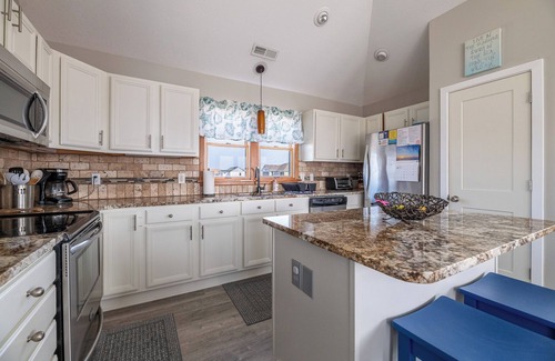Nags Head Hotel | Ocean View Escape: K1116 with Pool, Hot Tub & Fire Pit