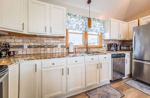 Nags Head Hotel | Ocean View Escape: K1116 with Pool, Hot Tub & Fire Pit