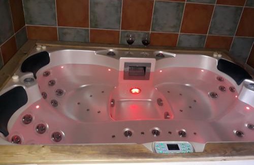 Cabezas Altas House | Family-Friendly Getaway at Jabata Spa - Rated 10/10!