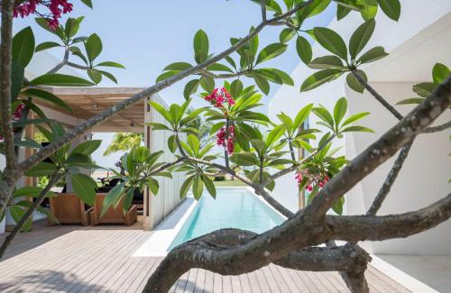 Campinho Hotel | Experience KA BRU Beach Boutique Hotel with Oceanfront Bliss