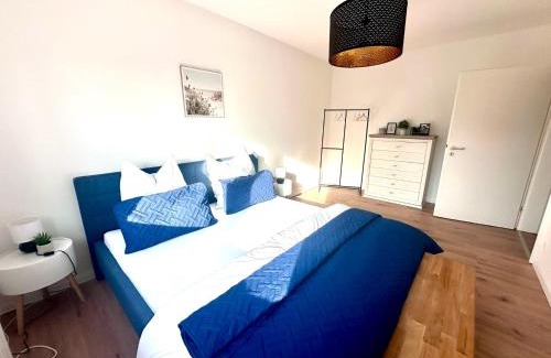 Alt-Muhlburg Apartment | Family-Friendly KA-City: WiFi and Netflix Included