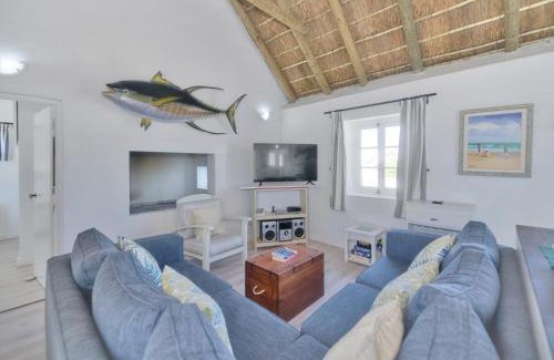 Struisbaai House | Comfortable Kaalvoet Kuier: Family & Pet-Friendly Retreat