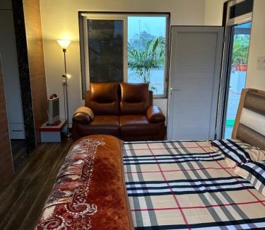 Varanasi Villa | Exceptional Stay at Kaashi Flora - Pet & Child Friendly