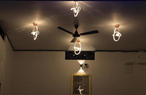 Chandauli Bed & Breakfast | Kaashi villas