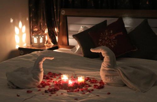 Chandauli Bed & Breakfast | Kaashi villas