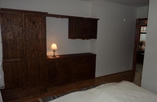 Vac Apartment | Discover Kabóca Vendégház: Family-Friendly 4-Star Retreat