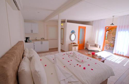 Faralya Cabin | Elegant Kabak Avalon Bungalows with Oceanfront Bliss