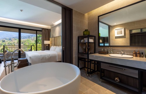 Chong Hotel | Discover Kachong Hills Tented Resort in Trang - 8.8/10 Rating