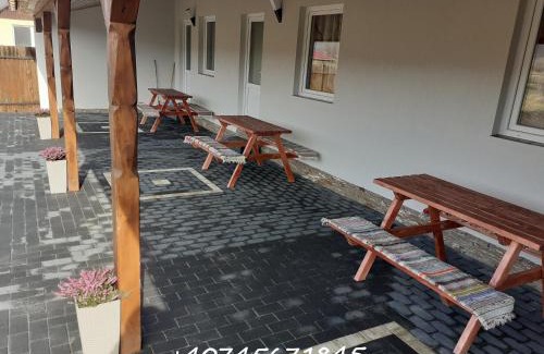 Praid Apartment | Oceanfront Kacsó Apartma: Guest Rated 9.6/10 with Hot Tub