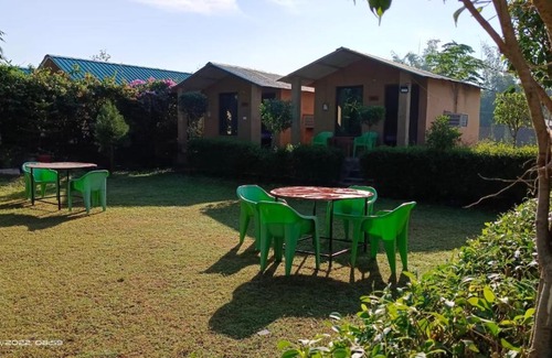 Dhela House | Kid-Friendly Getaway at Kadamb Farmhouse Retreat