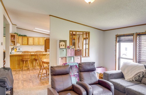 Northeast Entrance Badlands House | Relaxing Kadoka Home - 22 Miles to Badlands Adventure!
