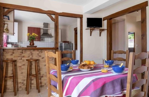 Behobie Apartment | Cozy Apartment Kafartenea in Saint-Jean-de-Luz for 4