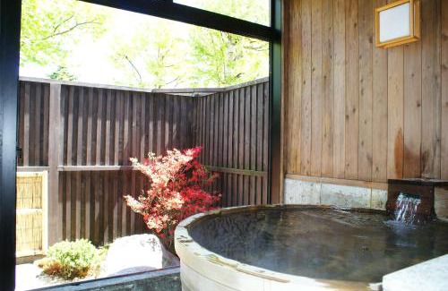 Ubaranai Hotel | Discover Kagariya: Family-Friendly Retreat with Dining