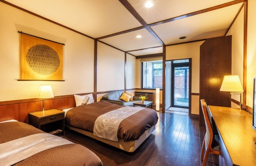 Ubaranai Hotel | Experience Kagariya: Family-Friendly with Hot Tub & Dining