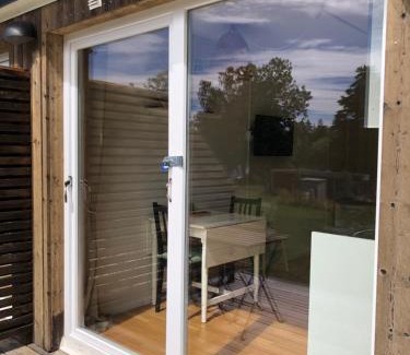 Ekero House | Kaggeholms Strandboende: Oceanfront Retreat Awaits You