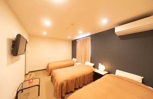Yuzawa Hotel | Kagura White Horse Inn: 9.4 Rated Getaway with Hot Tub