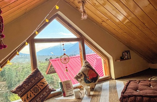 Jagatsukh Ski Chalet | Kahaani : Luxury Chalets and Rooms with Bonfire and Apple Orchard