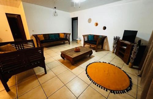 Nunue House | Welcoming KAHAI LODGE in Beautiful Bora Bora for Families