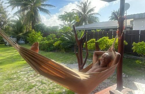 Rangiroa House | Pet-Friendly Bungalow Kahaia Lodge with Ocean Views