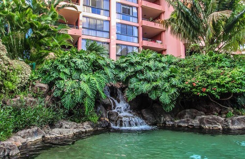 Port Coquitlam Apartment | Cozy Kahana Falls Maui Studio with Kitchenette for Two
