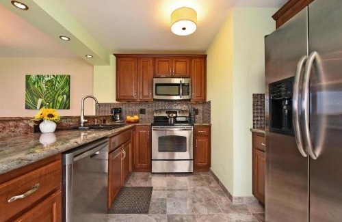 Kahana House | Oceanfront Kahana Villa E601: 4-Star Family Retreat